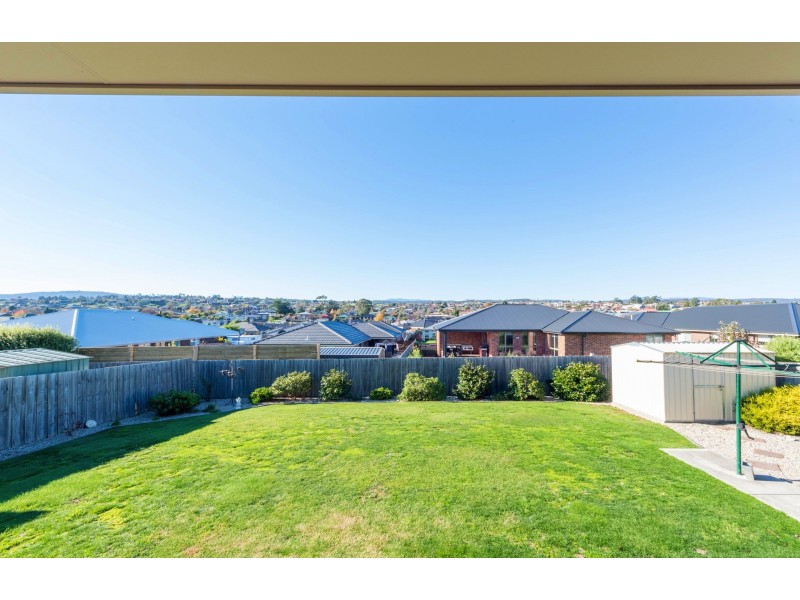 82 Mount Stuart Drive, Newnham TAS 7248