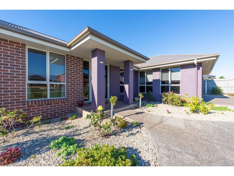 82 Mount Stuart Drive, Newnham TAS 7248