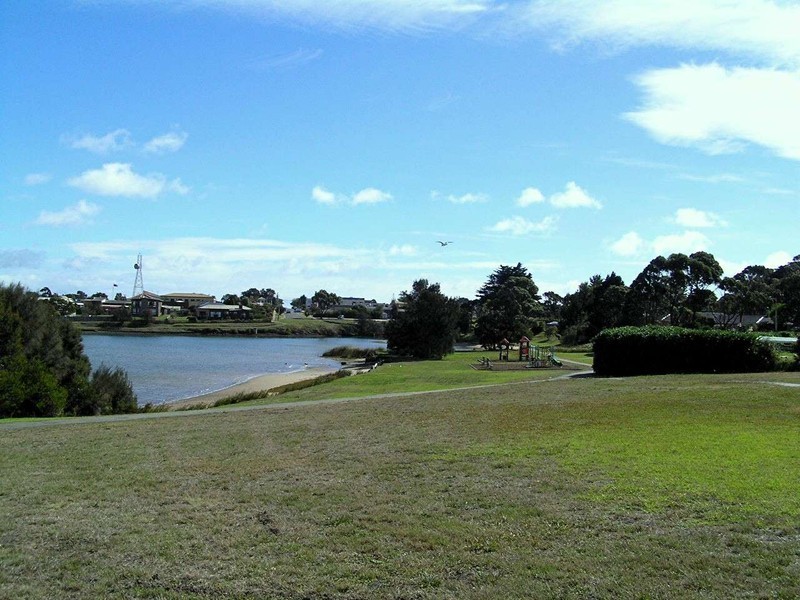 32 Esplanade South, George Town TAS 7253