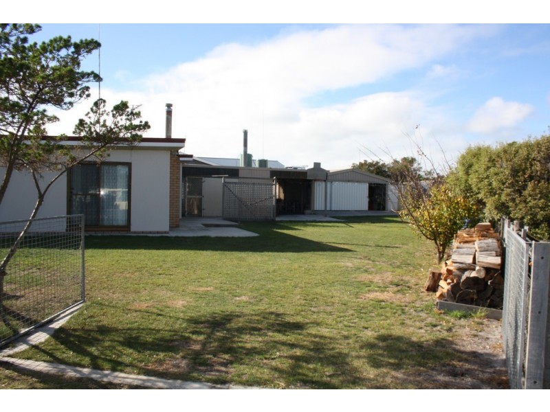 14 Main Road, Musselroe Bay TAS 7264