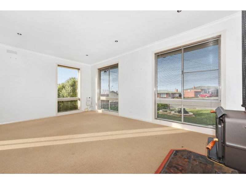 19 Crestview Court, Newnham TAS 7248