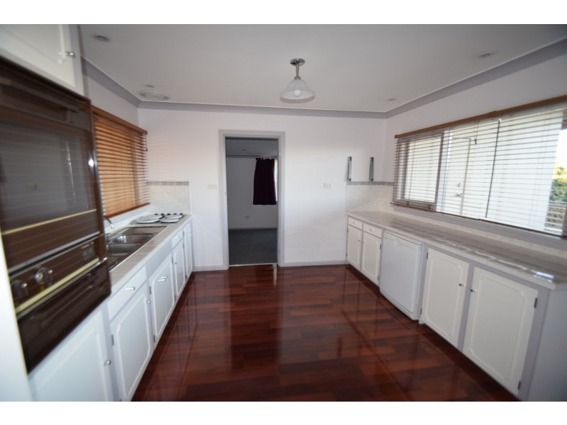 18 Crestview Court, Newnham TAS 7248