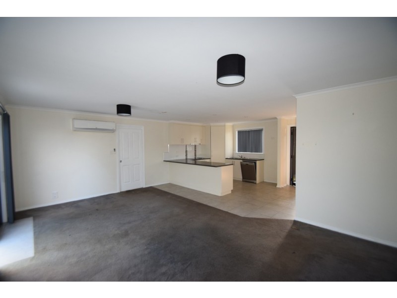 2/4 Miriam Court, Newnham TAS 7248