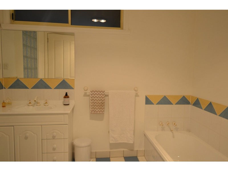 6 Avonbury Court, Norwood TAS 7250