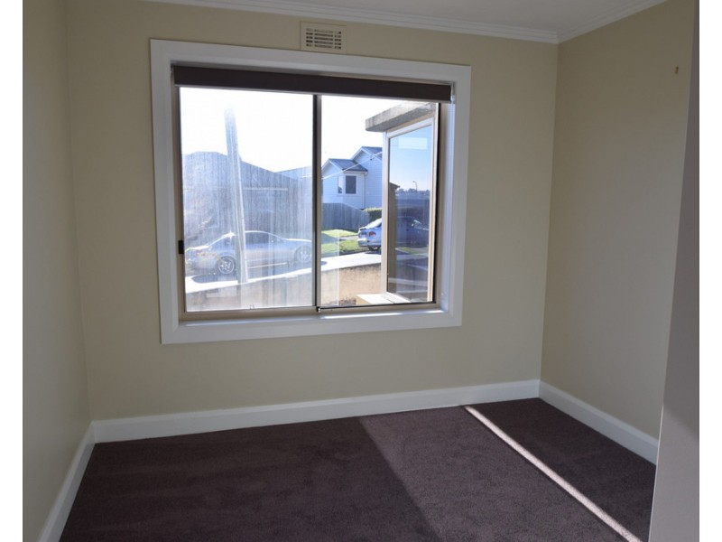 4 Woolven Street, Youngtown TAS 7249