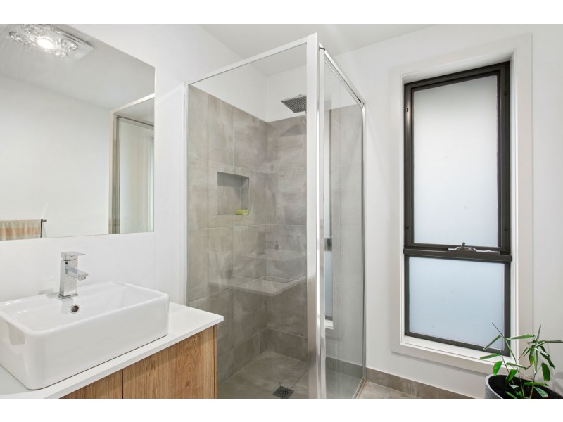 16 Aram Place, Newstead TAS 7250