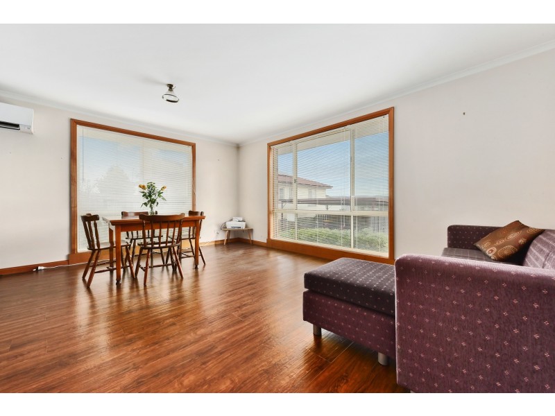 2/4 Flinders Place, Mayfield TAS 7248