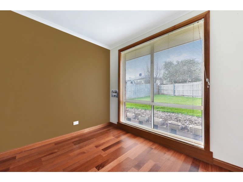 2/4 Flinders Place, Mayfield TAS 7248