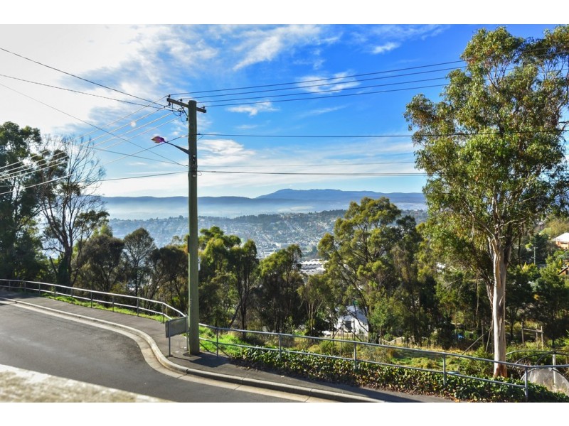 36 Salisbury Crescent, West Launceston TAS 7250