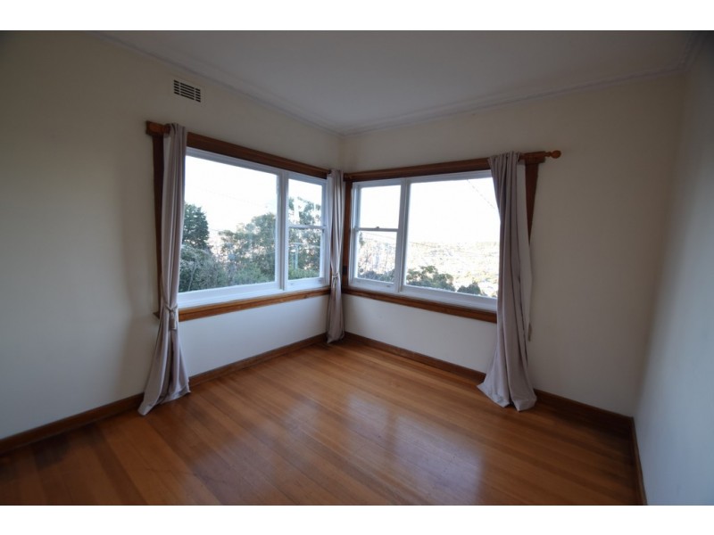 36 Salisbury Crescent, West Launceston TAS 7250
