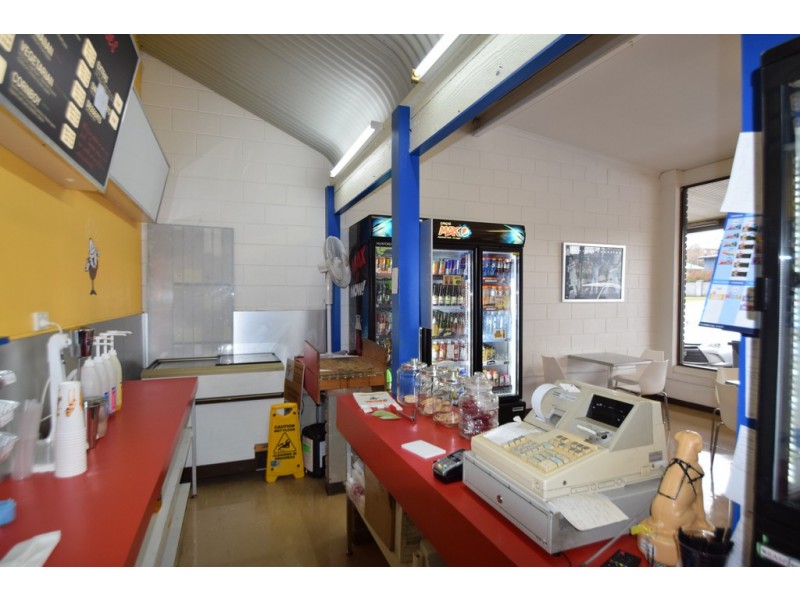 Shop 4 The Olde Tudor Complex, Prospect TAS 7250