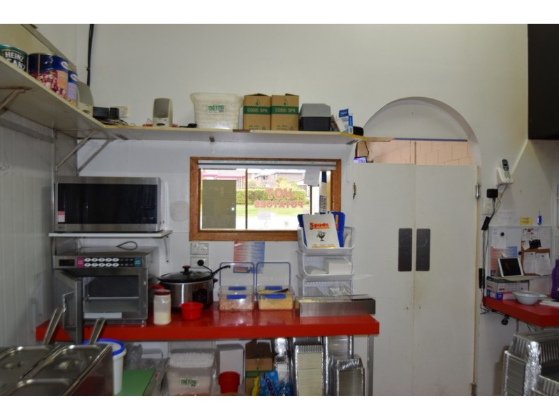 Shop 4 The Olde Tudor Complex, Prospect TAS 7250