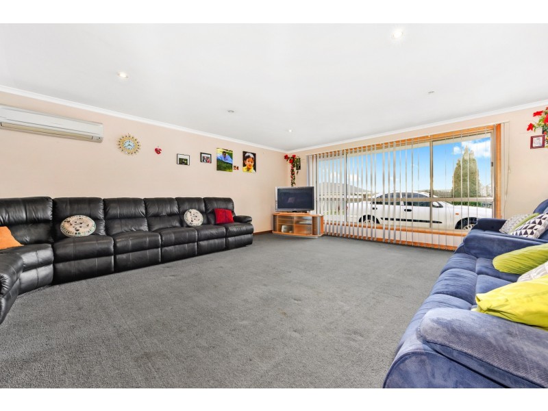 27a Bartlett Grove, Newnham TAS 7248