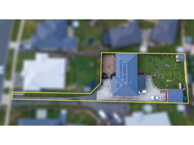 27a Bartlett Grove, Newnham TAS 7248