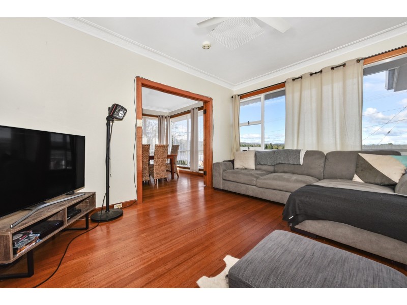 15 Crestview Court, Newnham TAS 7248