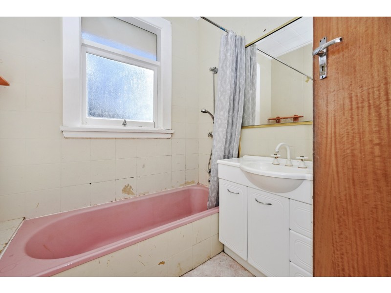 15 Crestview Court, Newnham TAS 7248