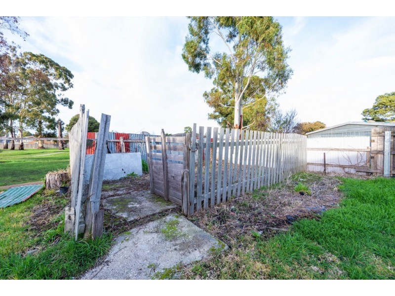 6 Hazelwood Parade, Ravenswood TAS 7250
