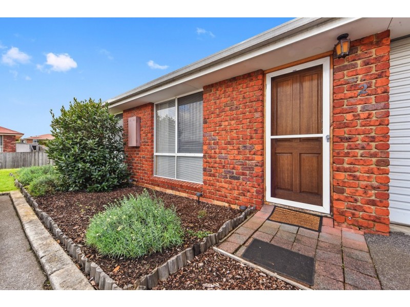 2/12 Drysdale Court, Newnham TAS 7248