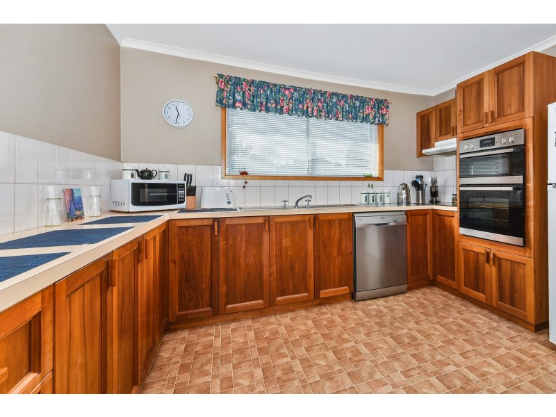 2/12 Drysdale Court, Newnham TAS 7248