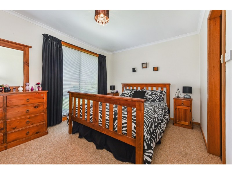 2/12 Drysdale Court, Newnham TAS 7248