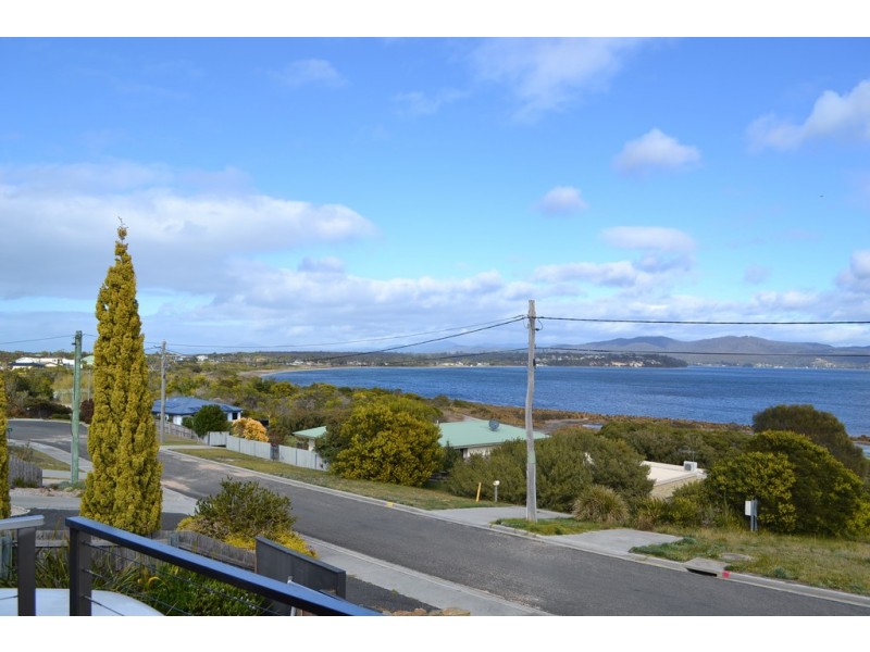 15 Kiama Parade, Akaroa TAS 7216