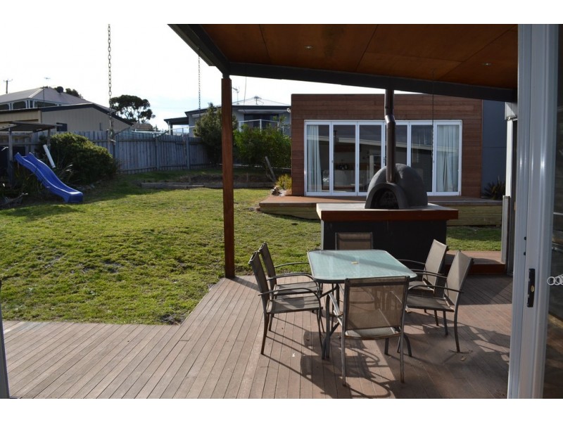 15 Kiama Parade, Akaroa TAS 7216