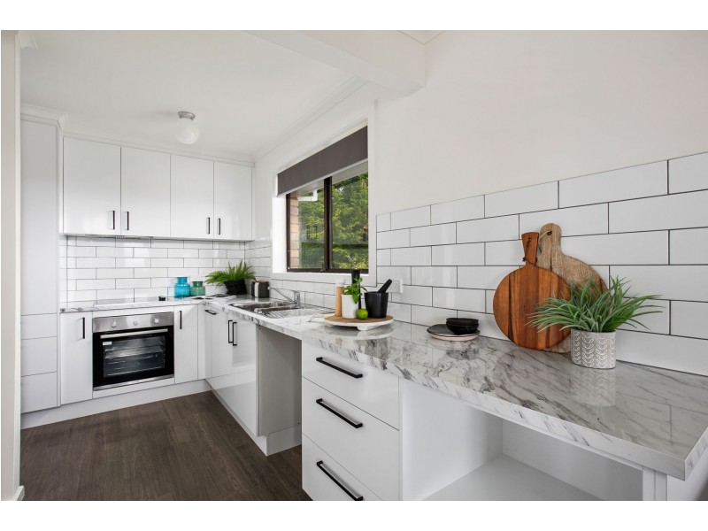 38 New World Avenue, Trevallyn TAS 7250