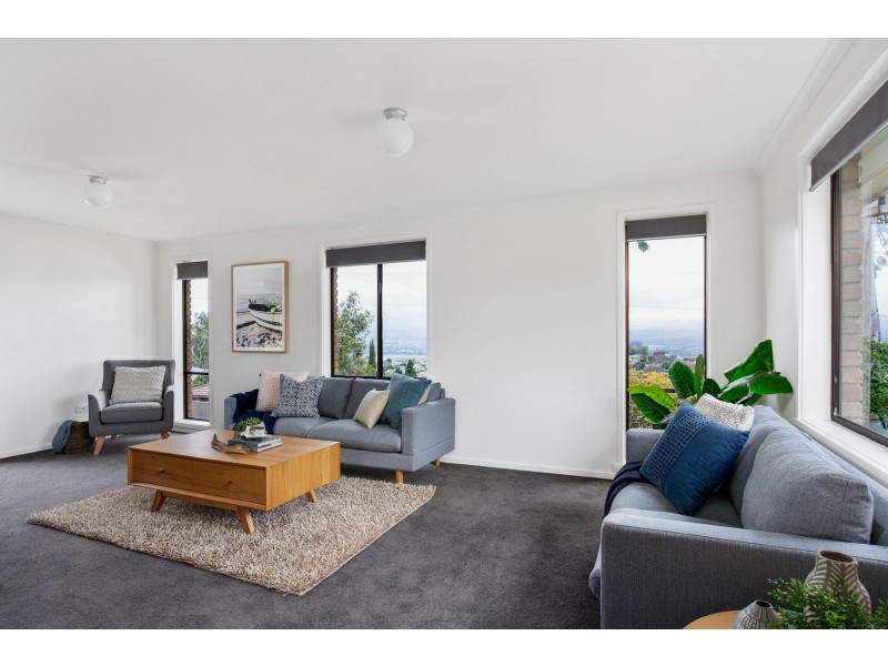 38 New World Avenue, Trevallyn TAS 7250