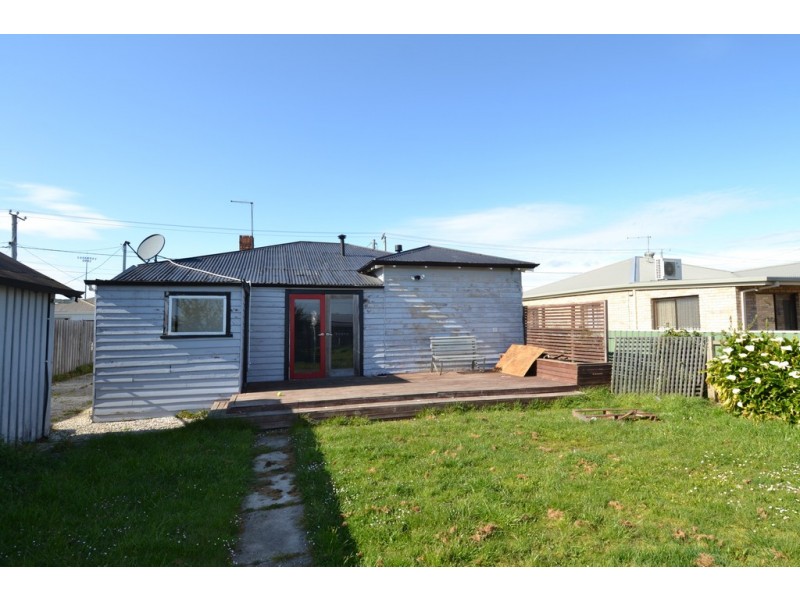 17 Winston Street, Mowbray TAS 7248