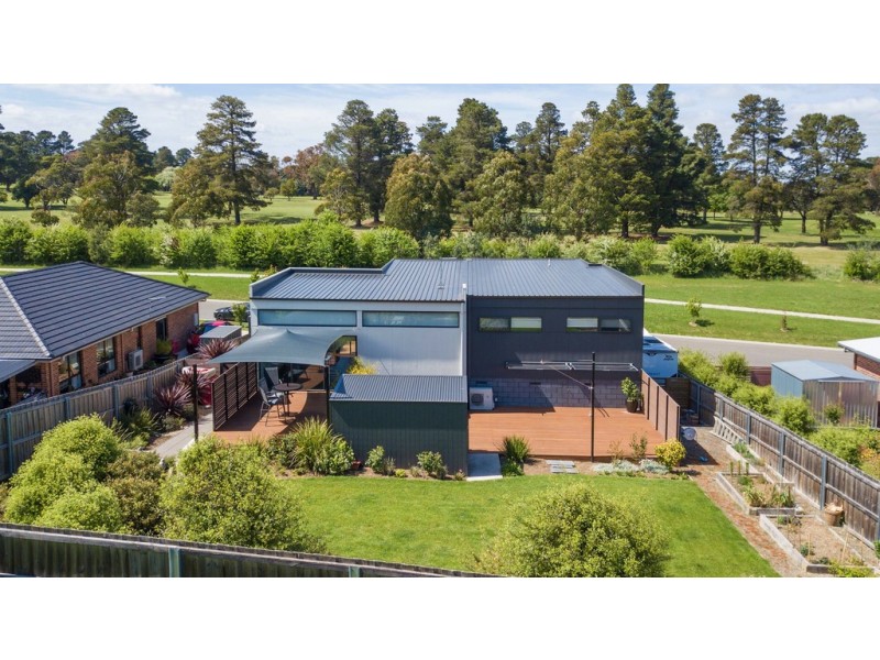 67 Parklands Parade, Newnham TAS 7248
