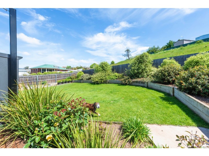 67 Parklands Parade, Newnham TAS 7248