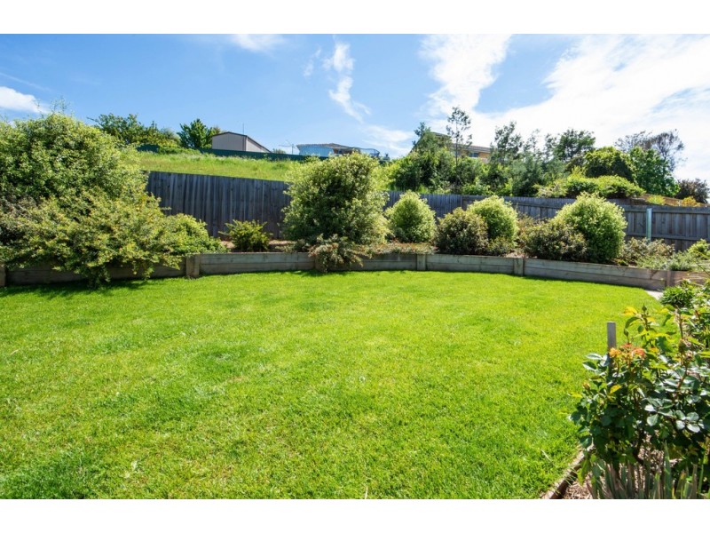 67 Parklands Parade, Newnham TAS 7248