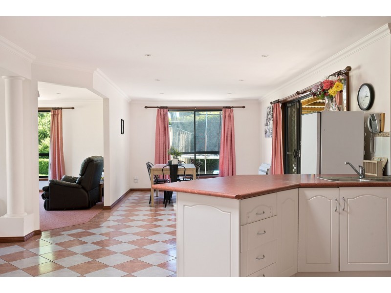 9 Landsborough Avenue, Newstead TAS 7250