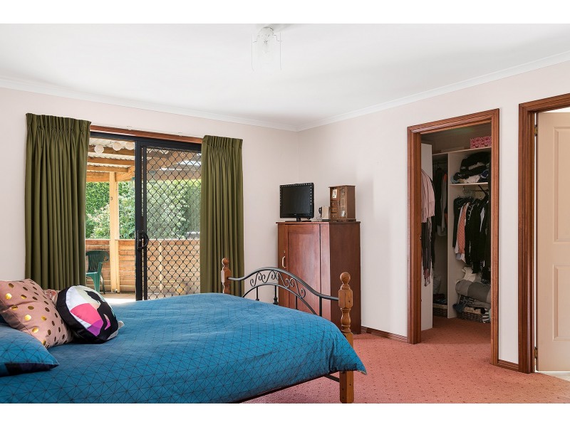 9 Landsborough Avenue, Newstead TAS 7250