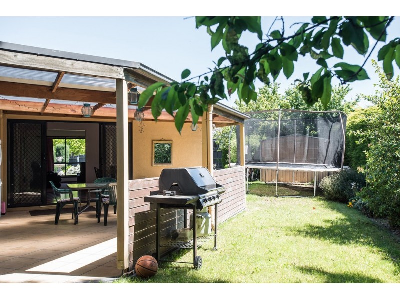 9 Landsborough Avenue, Newstead TAS 7250