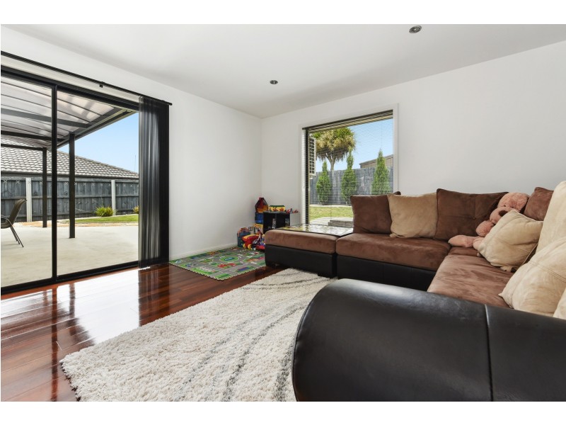 23 Comice Place, Newnham TAS 7248