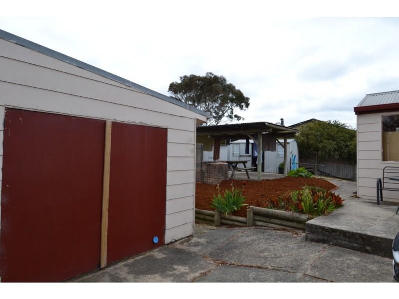 15 Howard Street, Bellingham TAS 7254