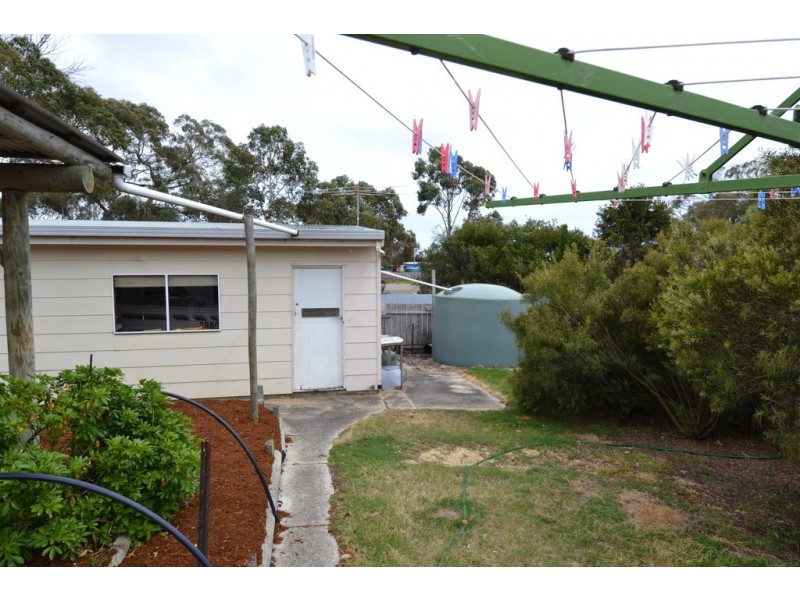 15 Howard Street, Bellingham TAS 7254
