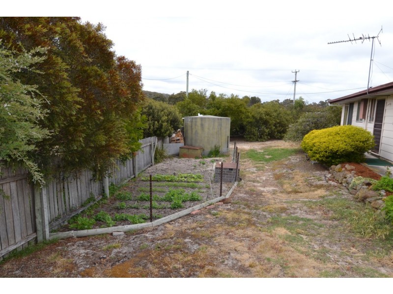 15 Howard Street, Bellingham TAS 7254
