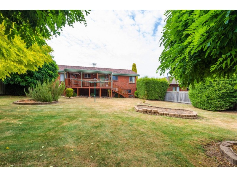 102 Viewbank Road, Newnham TAS 7248