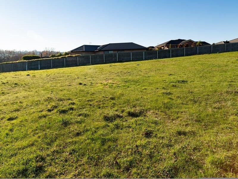 12 Sarinda Close, Newnham TAS 7248