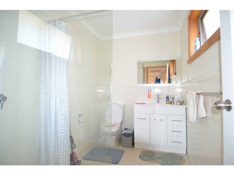 1/40 Packham Street, Newnham TAS 7248