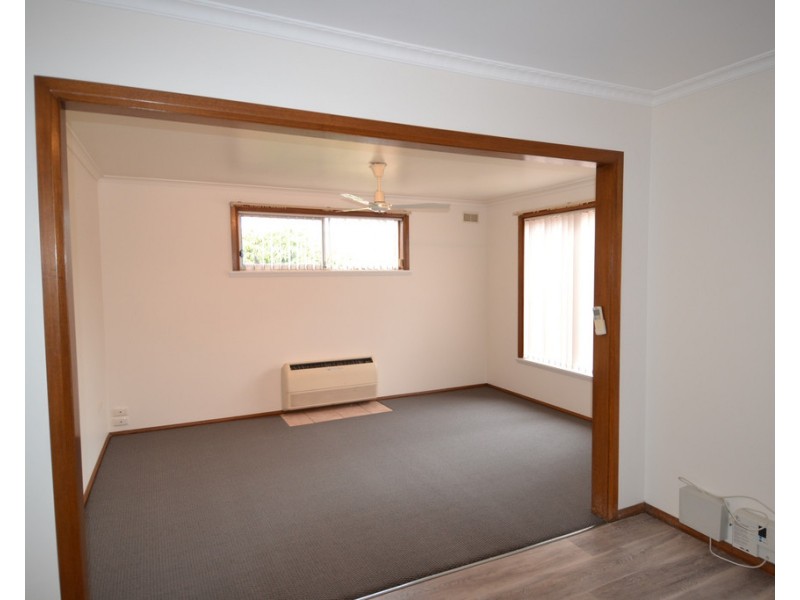 18 Snow Street, Newnham TAS 7248