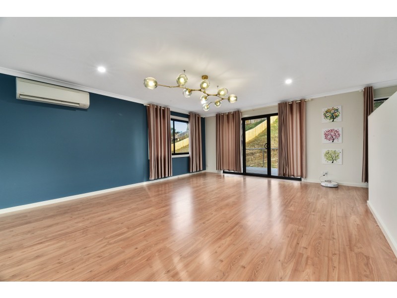 75 Parklands Parade, Newnham TAS 7248
