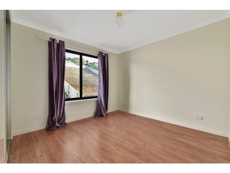 75 Parklands Parade, Newnham TAS 7248