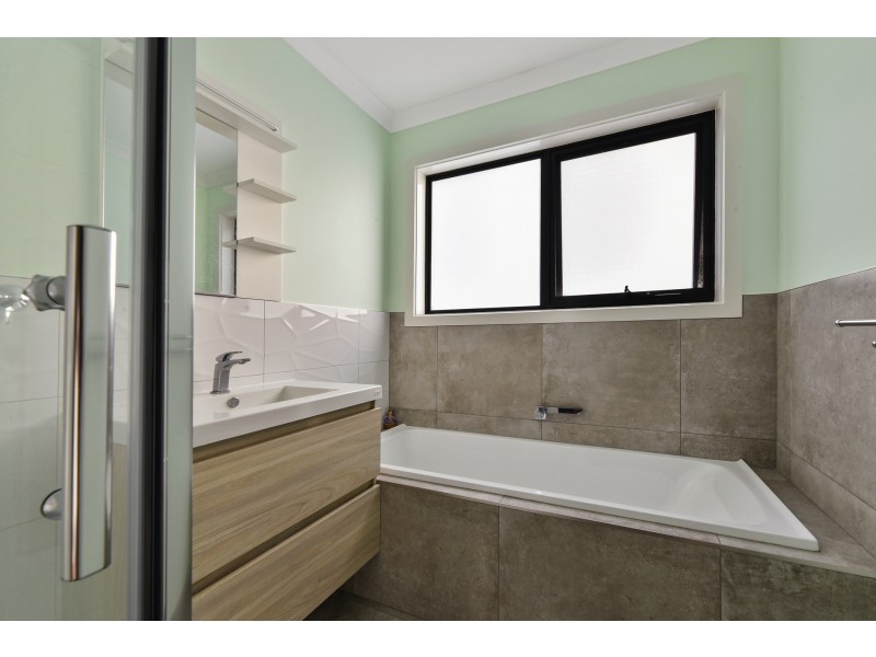 75 Parklands Parade, Newnham TAS 7248