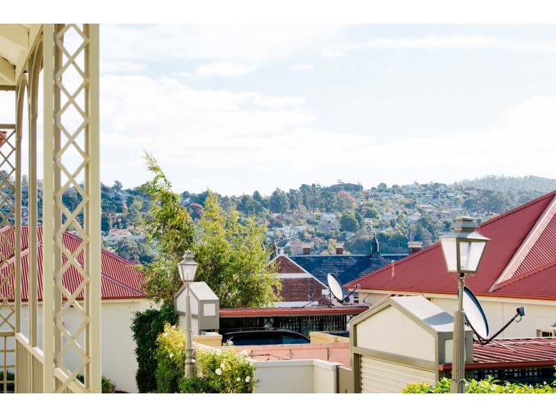 3a St John Crescent, Launceston TAS 7250
