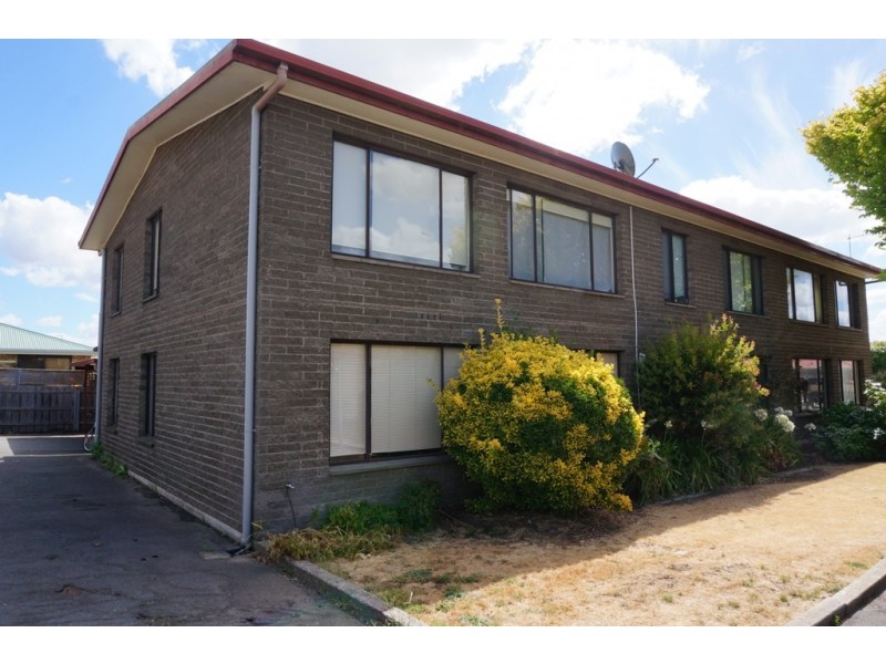 8/4 Haig Street, Mowbray TAS 7248