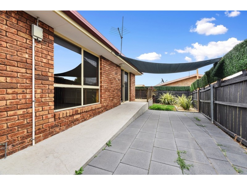 2/18 Bishops Drive, Newnham TAS 7248
