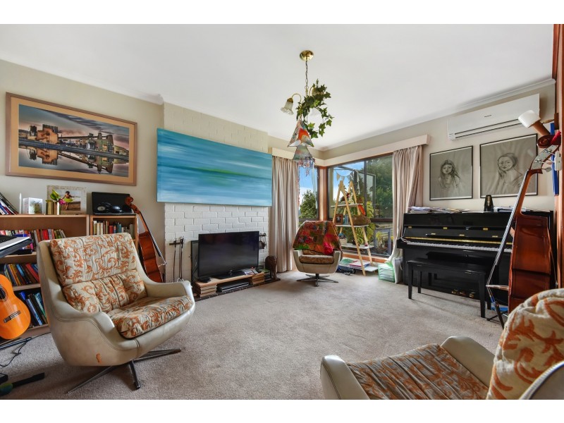 5 Denman Road, Trevallyn TAS 7250
